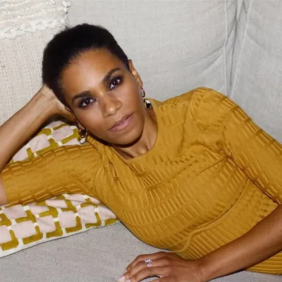 Kelly McCreary profile