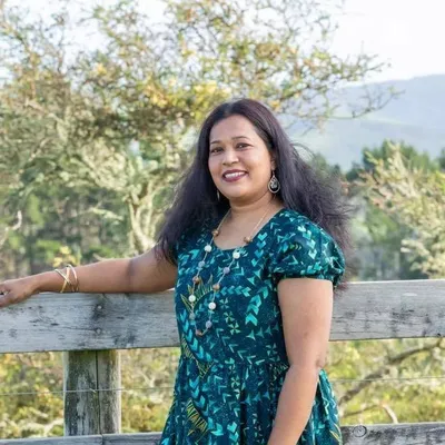 Seema Narayan profile