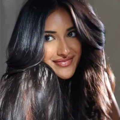 Seerat Saini profile