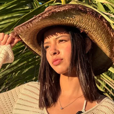 Selene Guzmán profile
