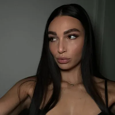 Selina profile