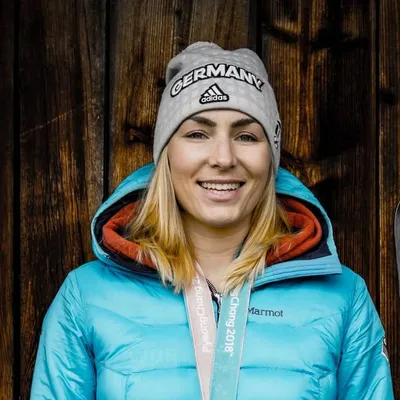 Selina Jörg | Snowboard profile