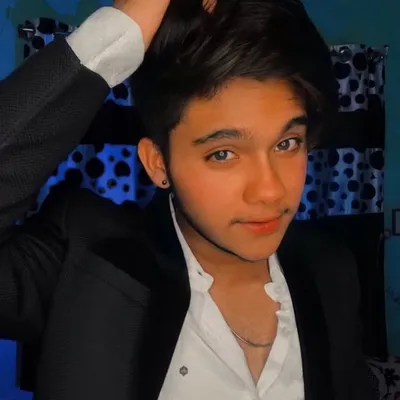 Sem prajapati🇮🇳 profile