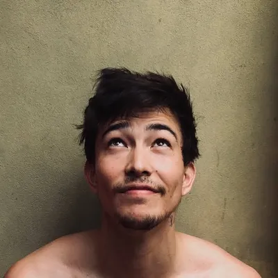 Sen Mitsuji 三辻茜 profile