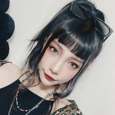 SEO HEEJIN|서희진|徐熙真 profile