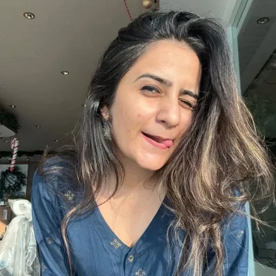 Nidhi profile