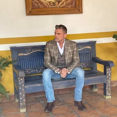 Sergio Basáñez Oficial profile