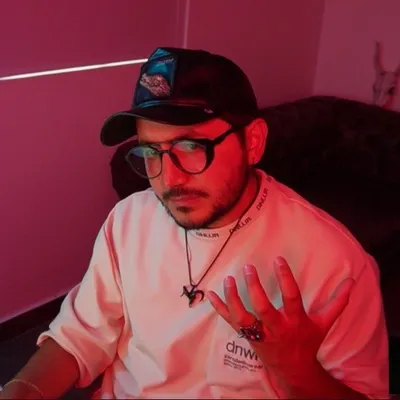 ๐บ๐ฌ๐น๐ฎ๐ฐ๐ถ ๐ด๐จ๐ณ๐ซ๐ถ๐ต๐จ๐ซ๐ถ profile