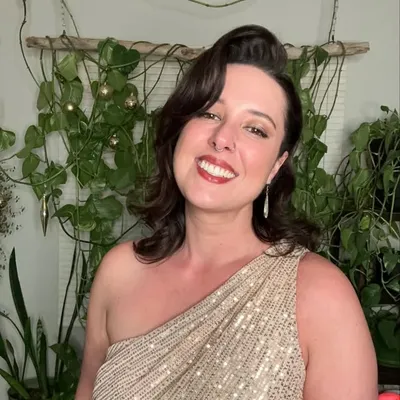 Taara | Sex, Relationship & Embodiment Coach profile
