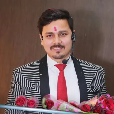 Yash Kasera profile
