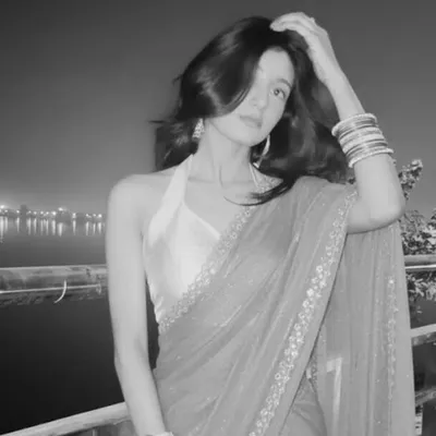 saw-mya profile