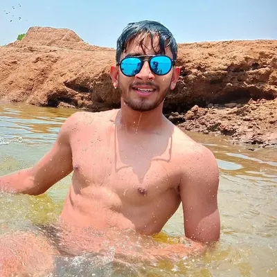 Shadab profile