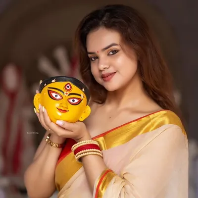 Labony Ghosh || Content Creator profile