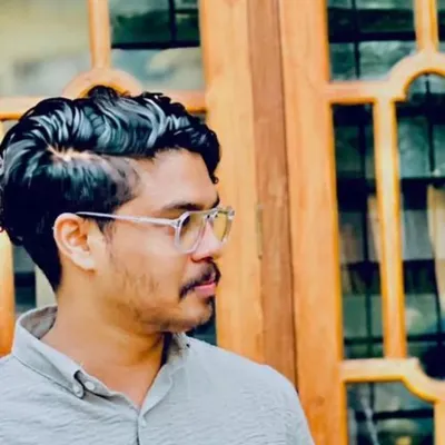 Shafee profile