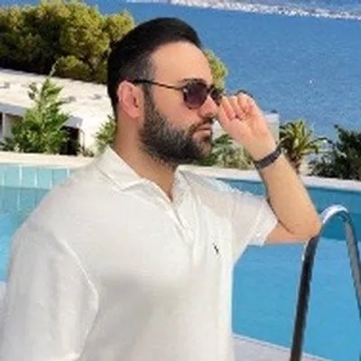 Shahrokh Kiavash profile