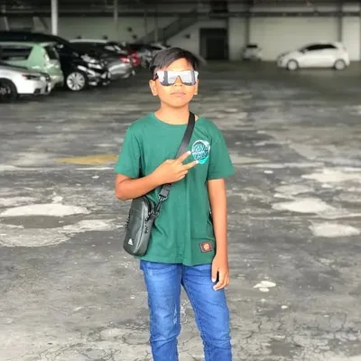 D A N Y_@ profile
