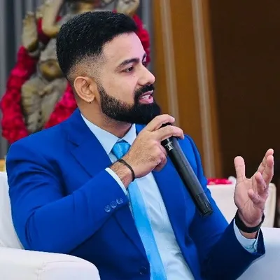 Shaishav Kayastha ๐ฎ๐ณ profile