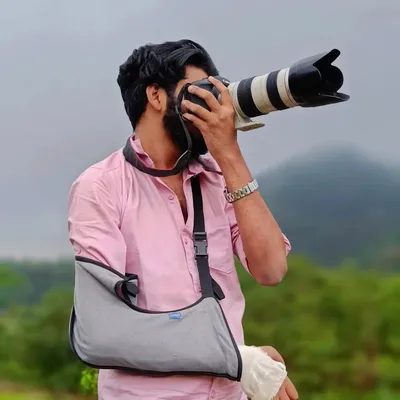 One Hand Photographer ๐ช๐ป๐ธ profile