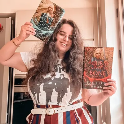 Shaked•bookstagram profile