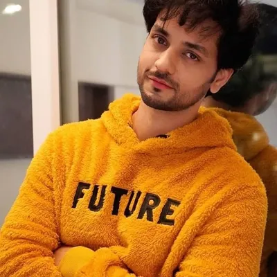 shakti arora profile