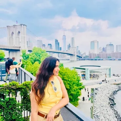 Shalini James profile