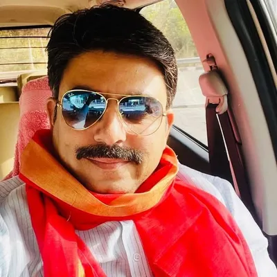 Dr. Shalabh Mani Tripathi profile