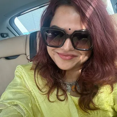 Shalini Singh profile