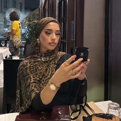 Shamsa Azra Zahid profile