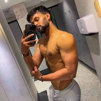 Shahnawaz Farooqui profile