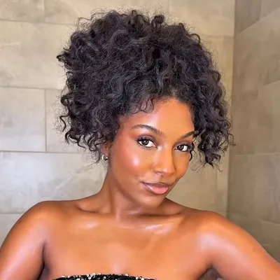 SHANEICE CRYSTAL