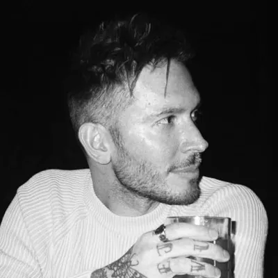 SHANE RAD profile