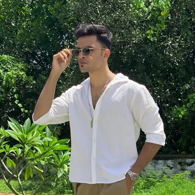 شان profile