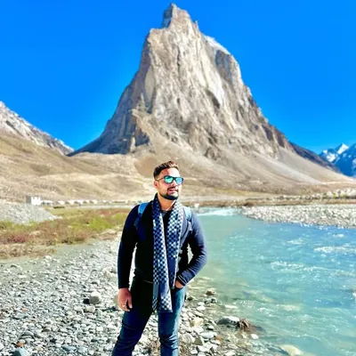 VARUN BHARDWAJ | Travel & Lifestyle Creator profile