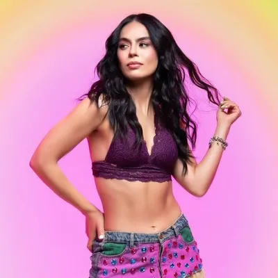 Shantal Montaño profile