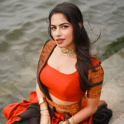 SHAKSHI SHETTY ๐ฆ