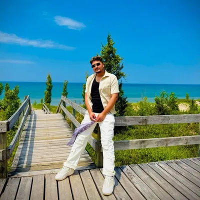 Suraj Sharma profile