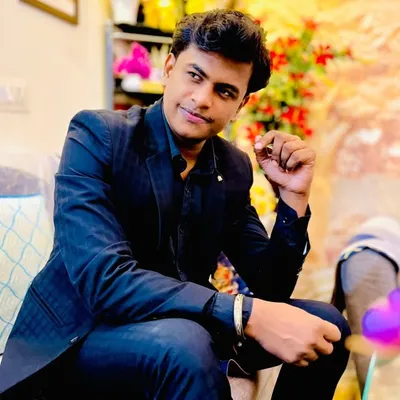 Shashi Sanjan profile