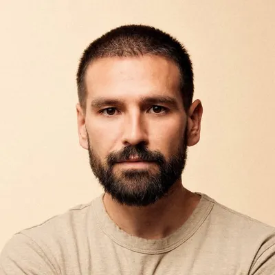 Shay Mooney profile
