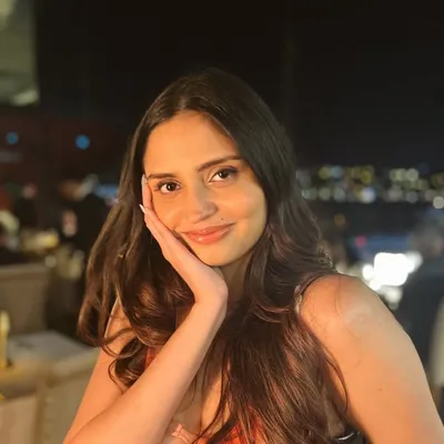 Shamani Joshi profile