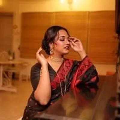 Aditri Chowdhury profile