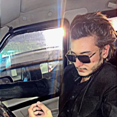 ๐๐ก๐๐๐ณ๐๐ง ๐๐๐ฒ๐๐ profile