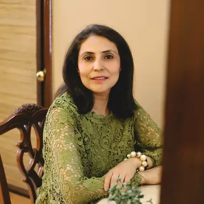 Shefali Batra profile
