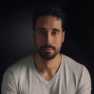 Hugo Castro profile