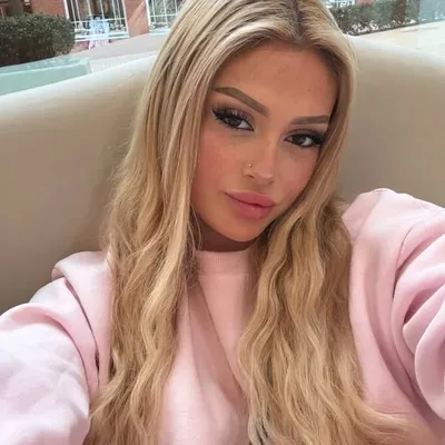 ѕнειlα ѕαиcнεz🍒 profile
