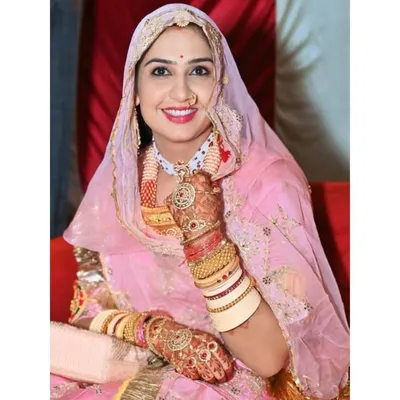 Simmi Baisa profile