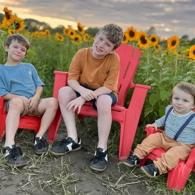 T, W, E & Mommy profile