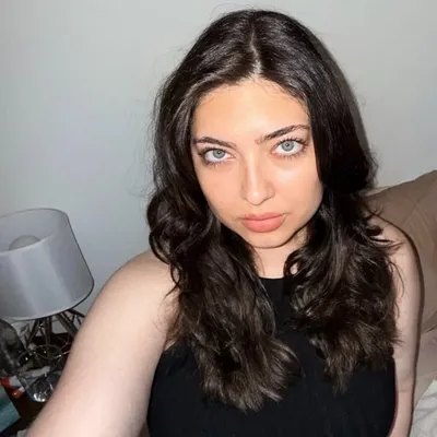 Shelby Young profile