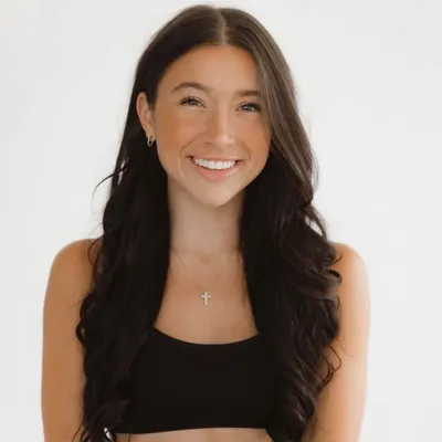 Shelby Sacco Spinek profile
