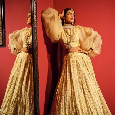 Shesher Kobita profile
