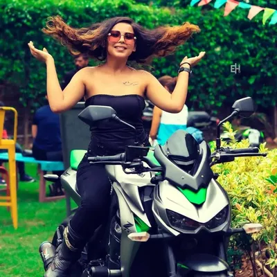 shethesuperbiker profile